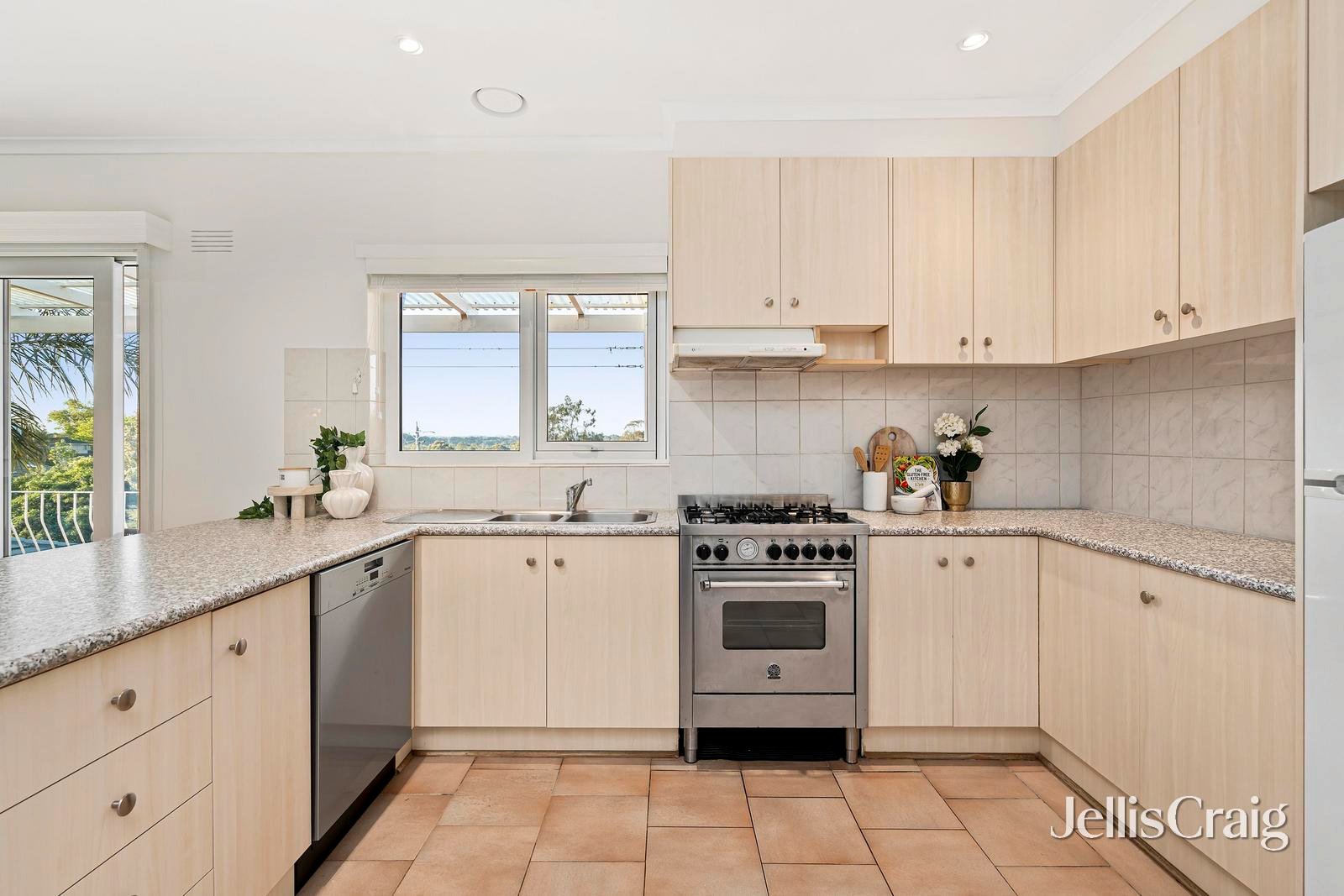 7 Corroboree Place, Templestowe&nbsp;Lower image 4
