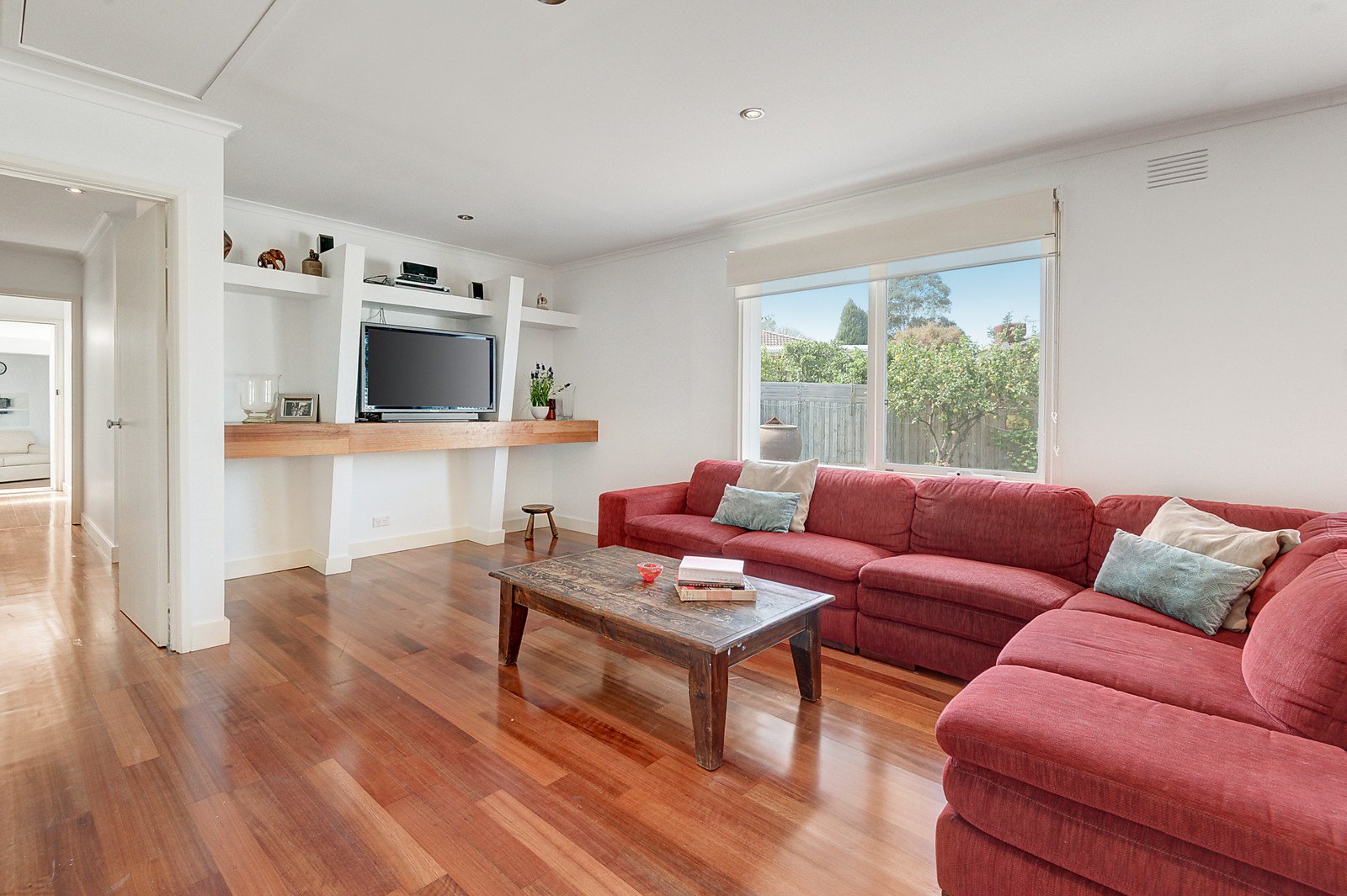 7 Cotoneaster Court, Wheelers Hill image 3