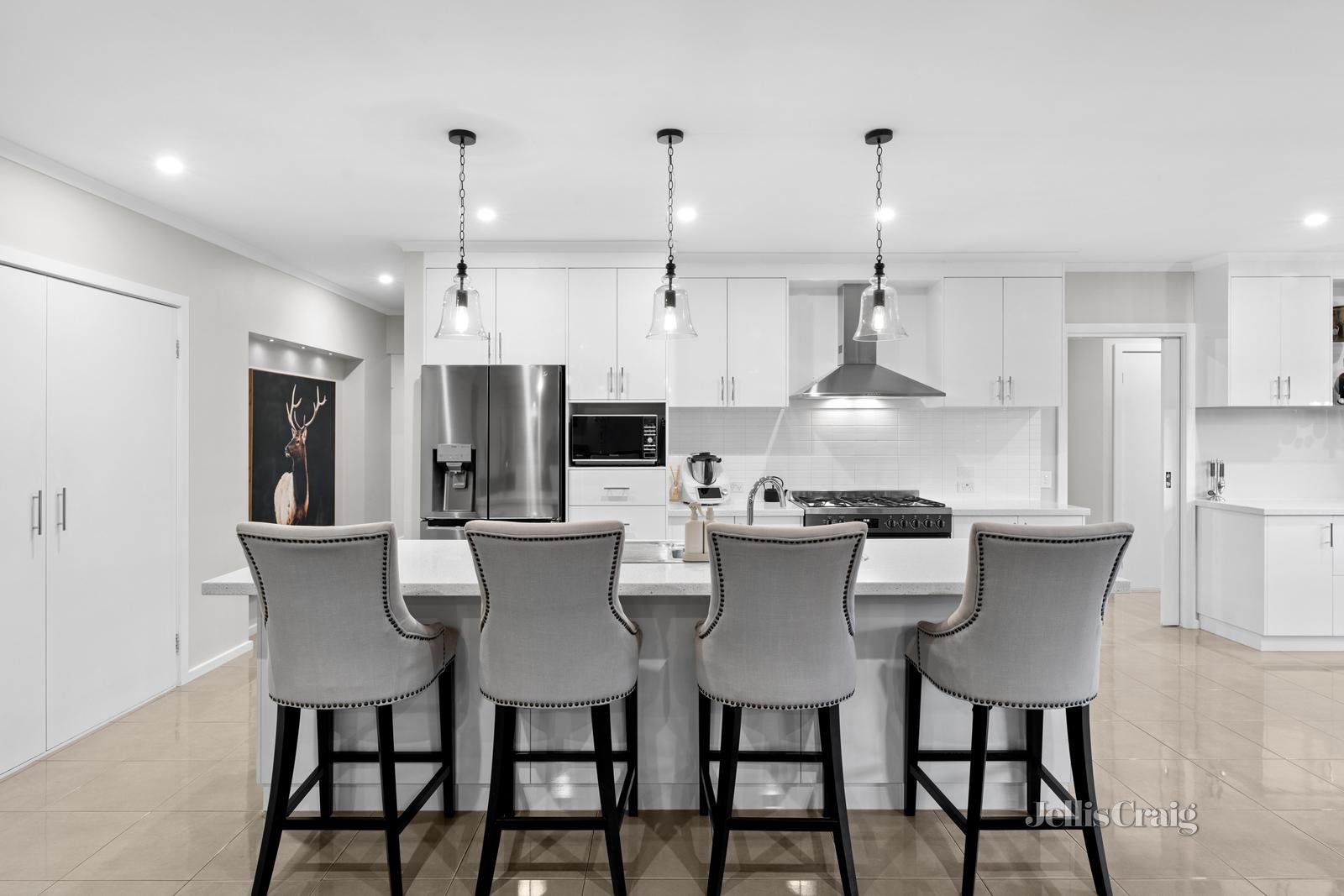 7 Cotswold Drive, Alfredton image 3