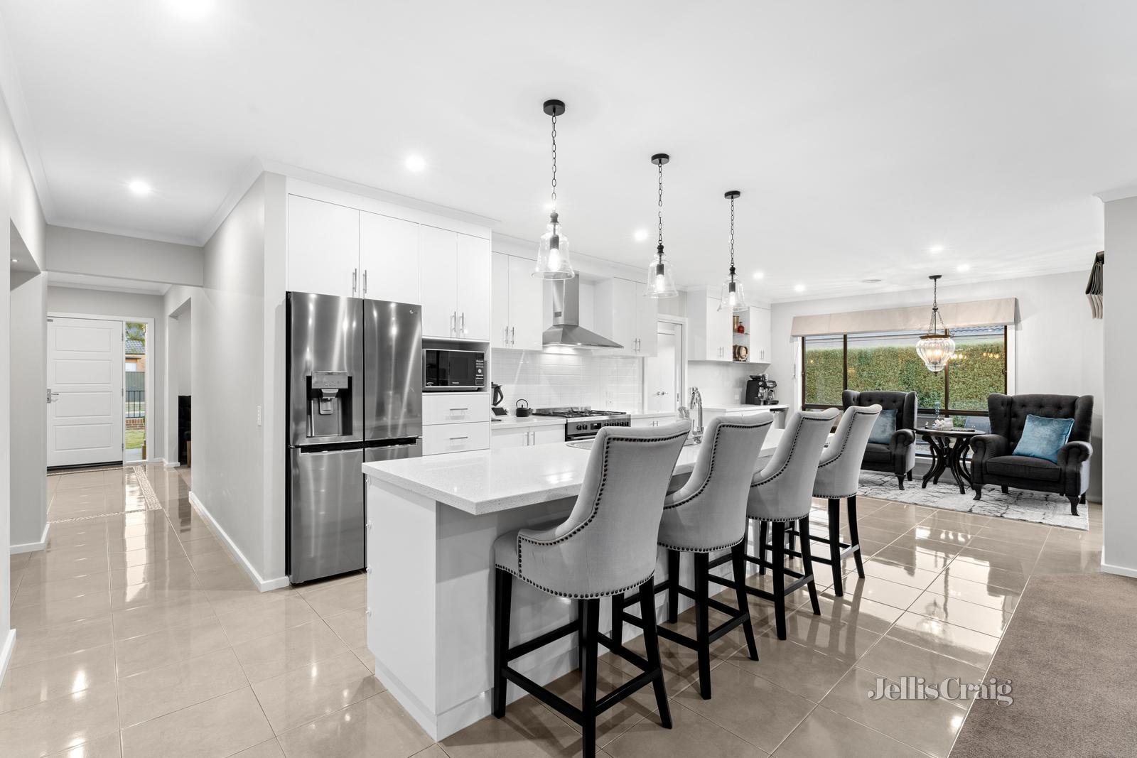 7 Cotswold Drive, Alfredton image 4