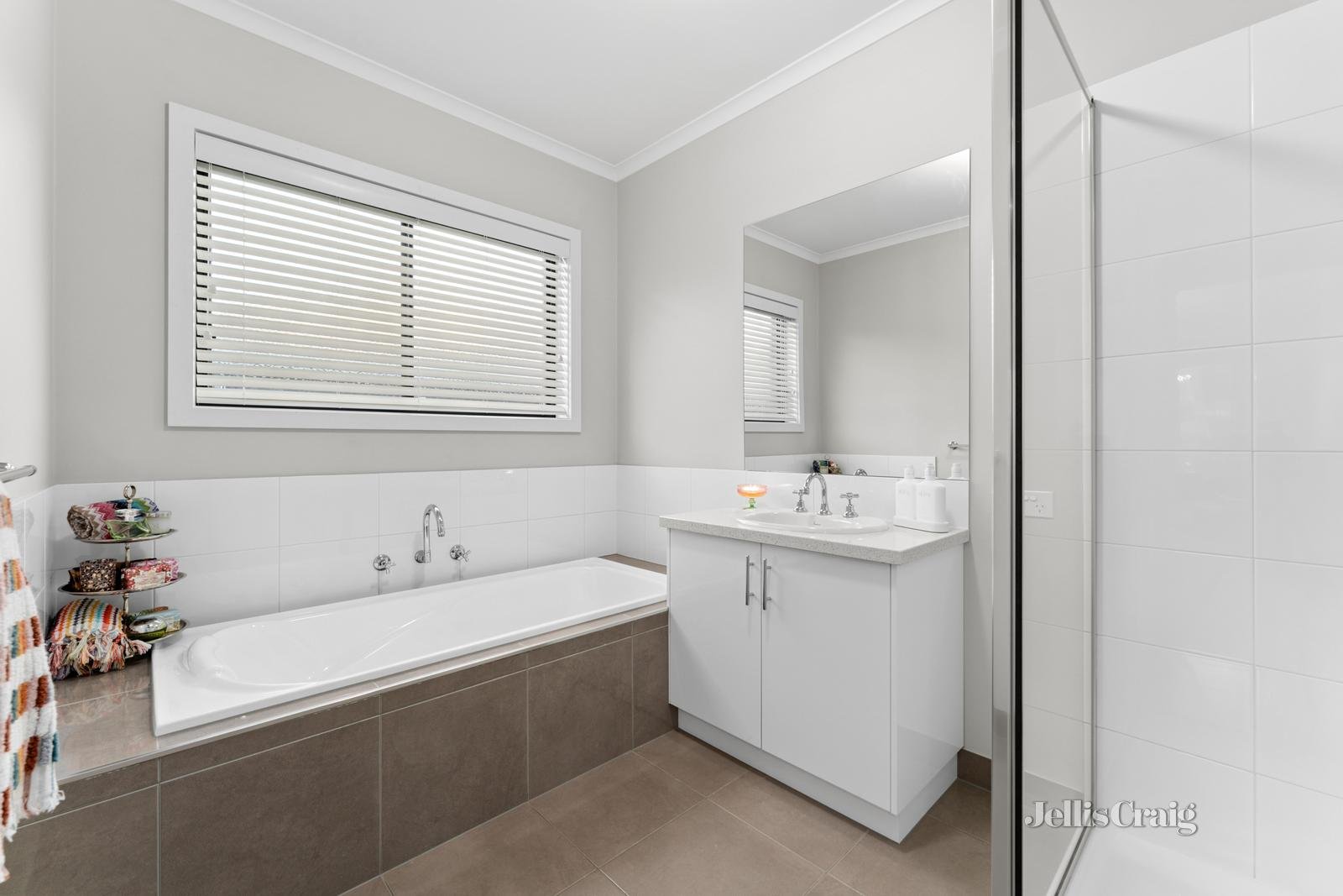 7 Cotswold Drive, Alfredton image 17