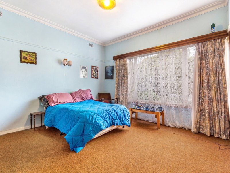 7 Craig Street, Blackburn South image 5
