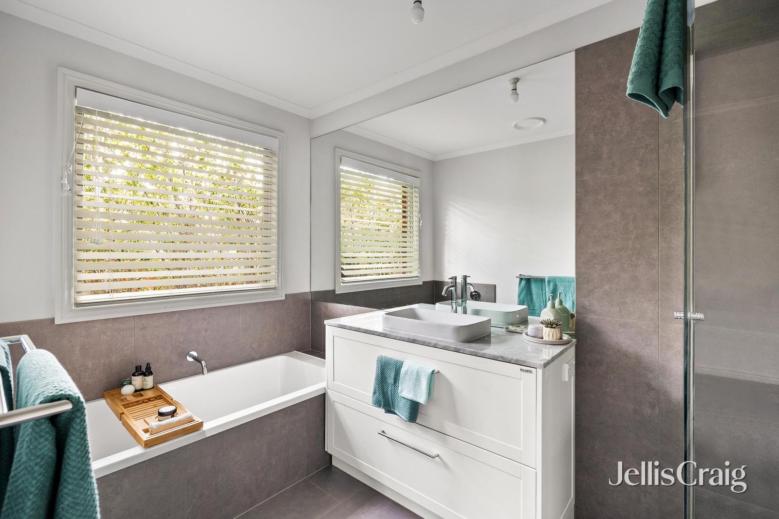 7 Cremin Close, Kew image 10