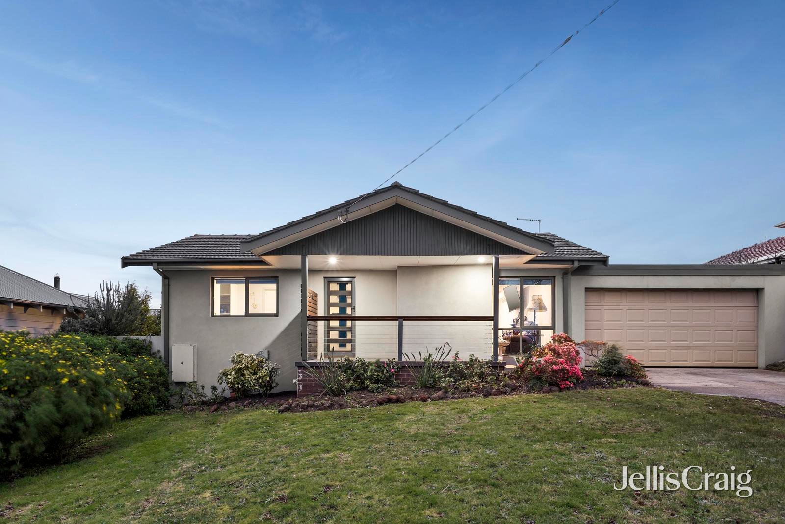 7 Crown Point, Chirnside&nbsp;Park image 1