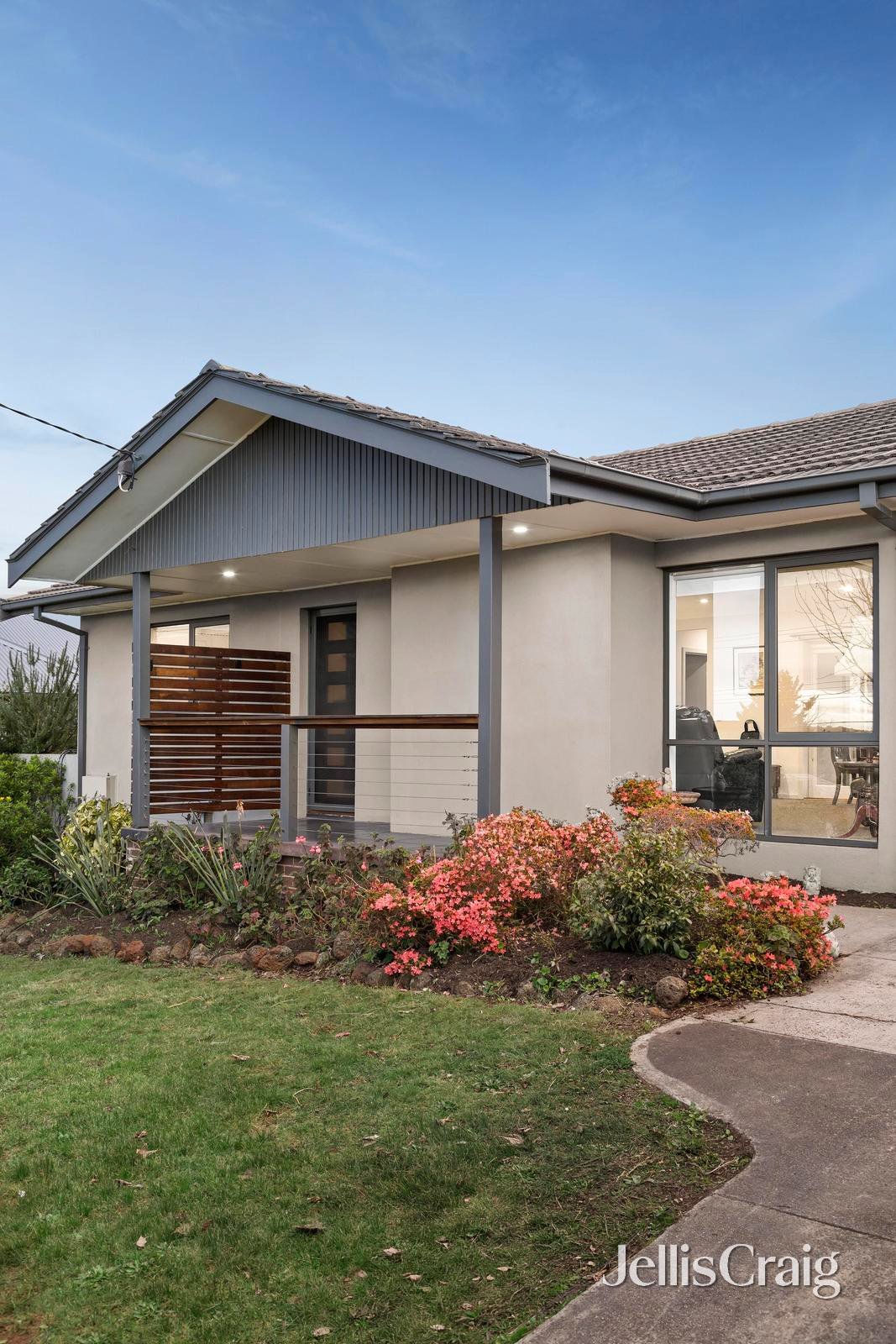 7 Crown Point, Chirnside&nbsp;Park image 2