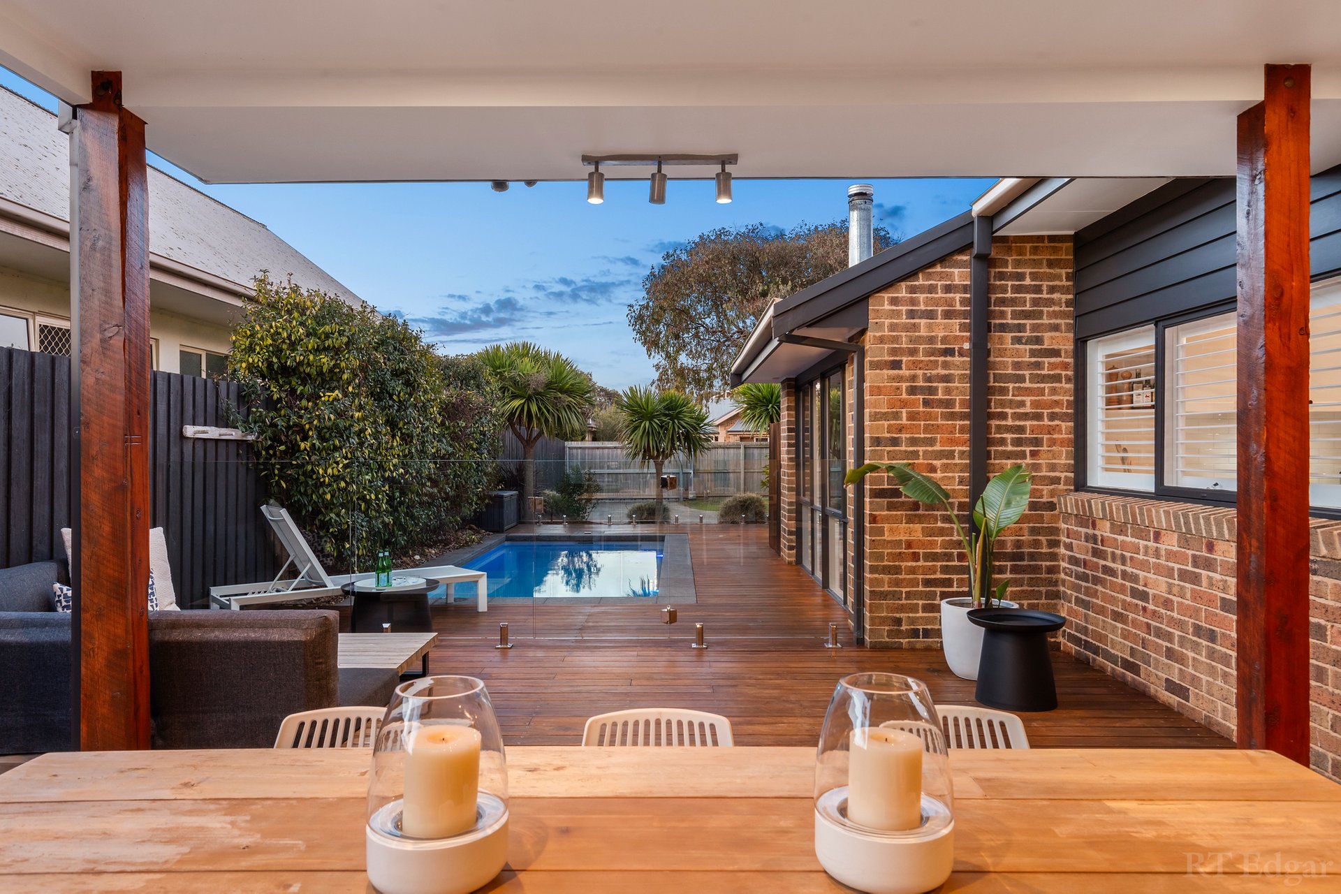 Property Gallery Thumbnail 9