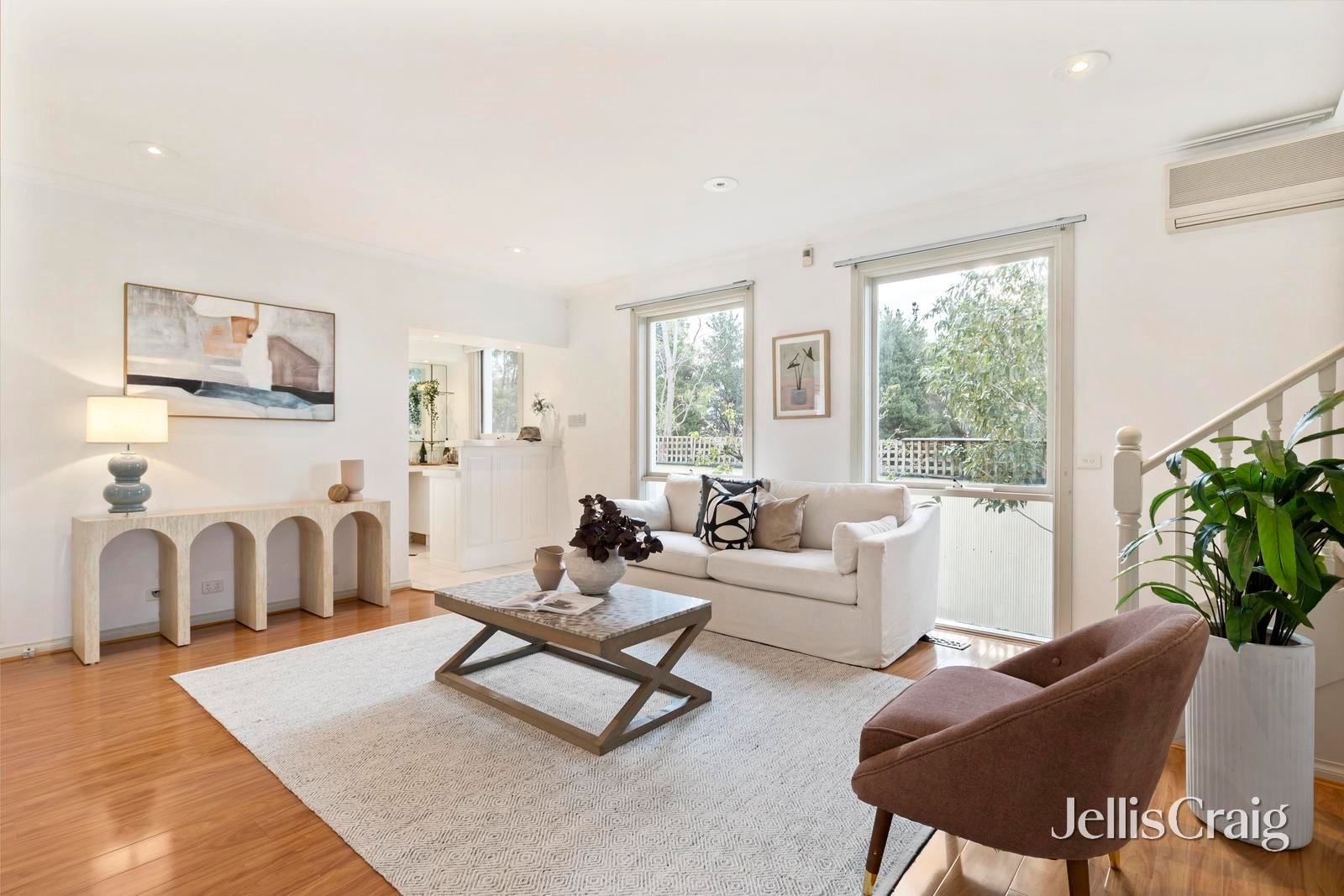 7 Dalkeith Court, Doncaster East image 6