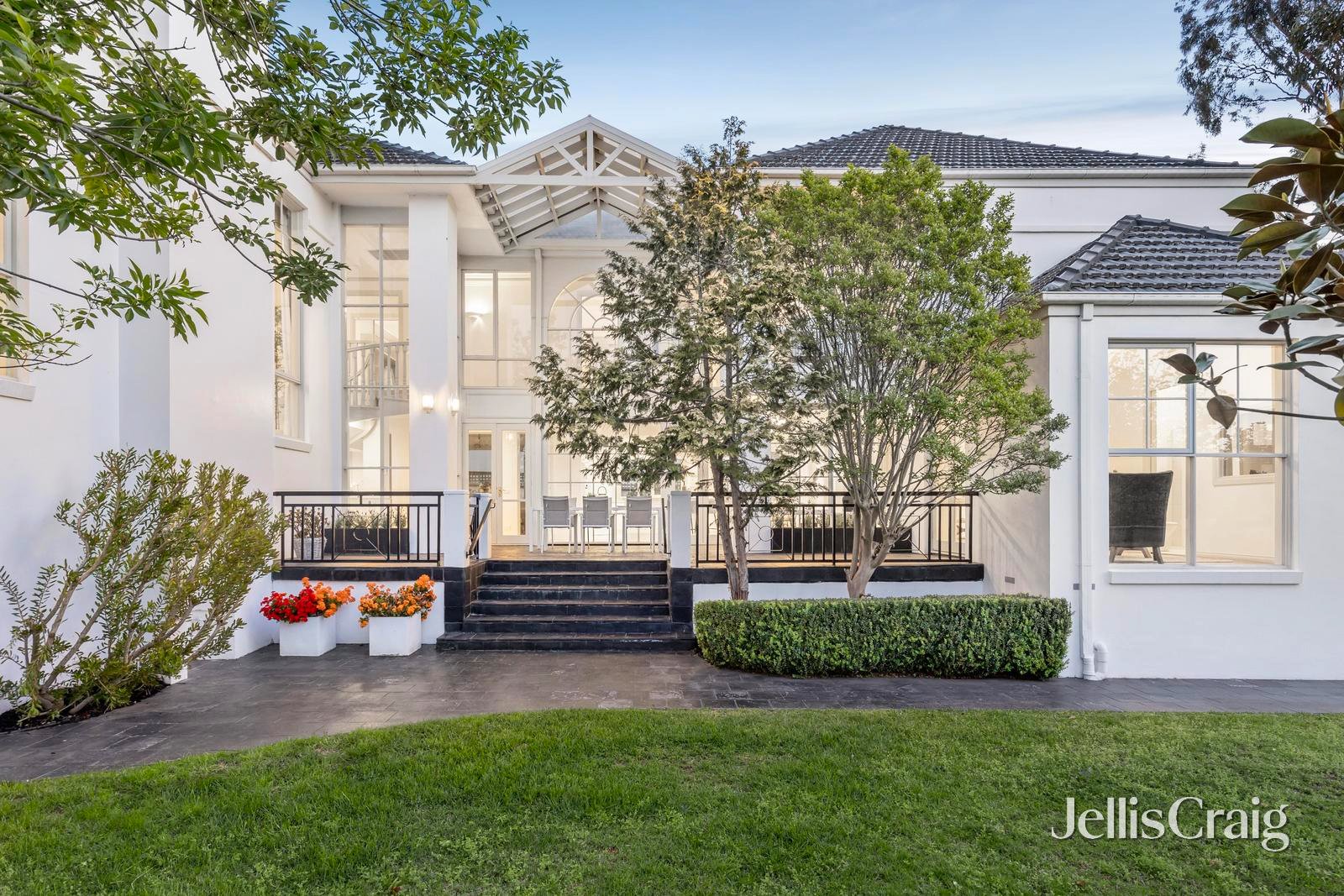 7 Dalkeith Court, Doncaster East image 20