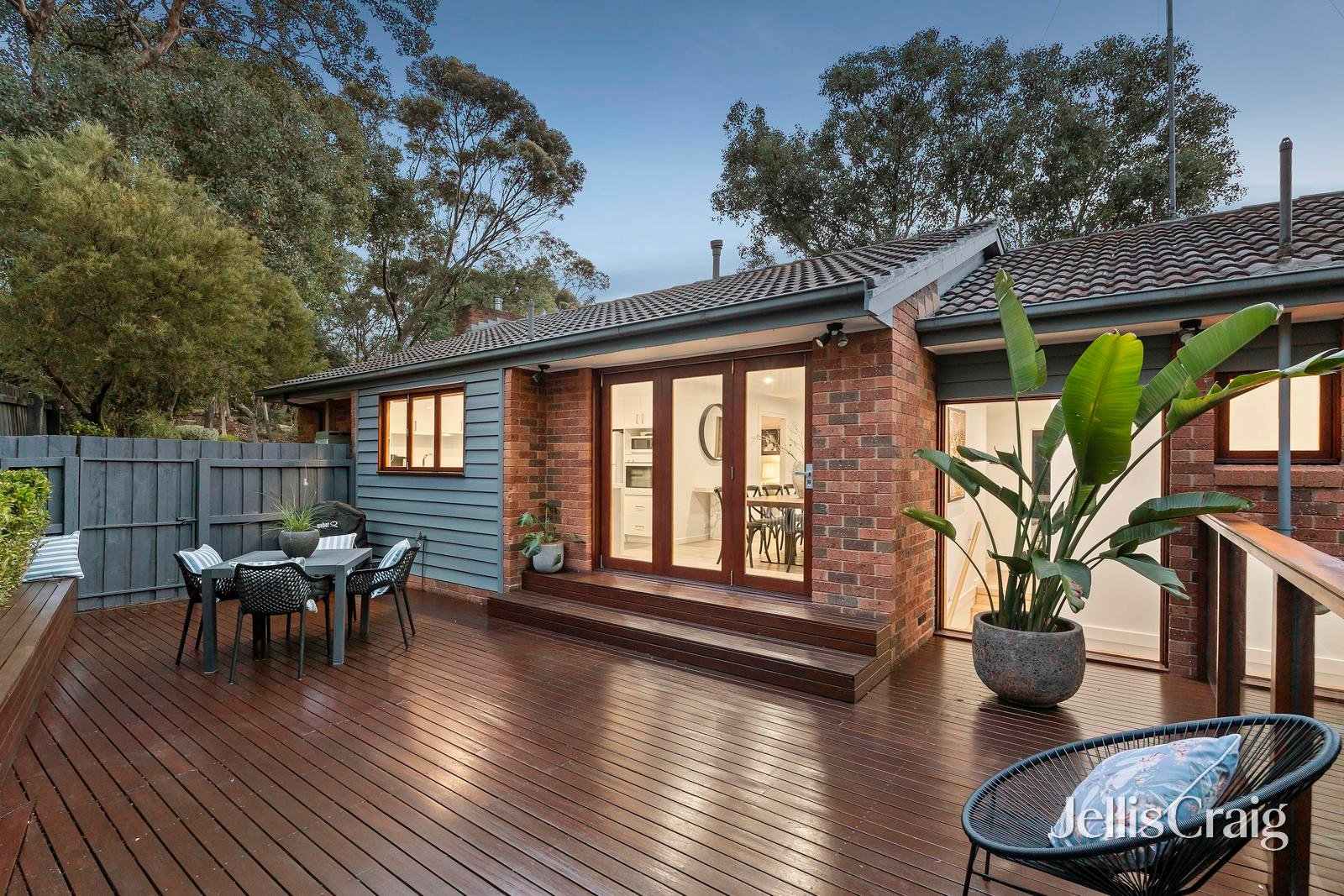7 Dandallo Drive, Eltham image 11