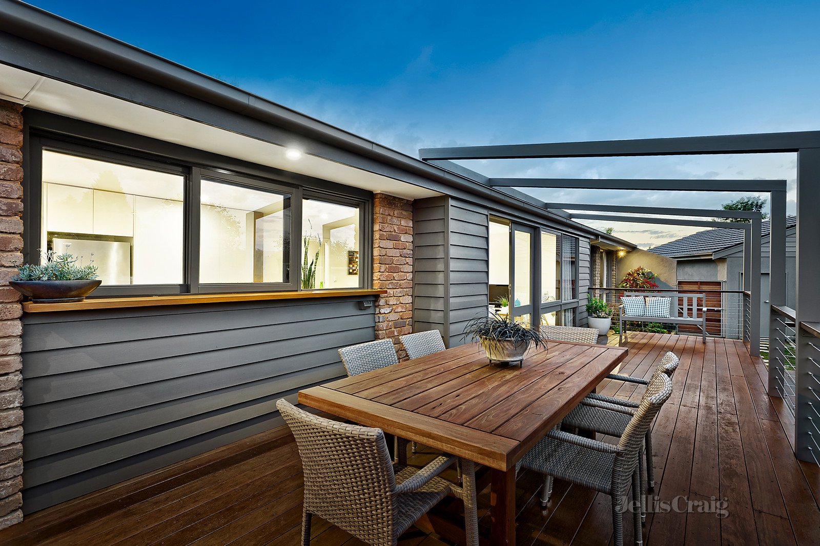 7 Darvell Close, Wheelers Hill image 9