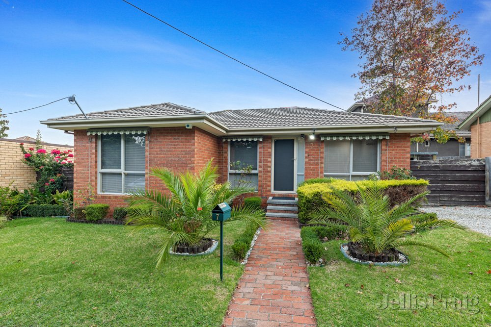 7 Davies Street, Rosanna image 1