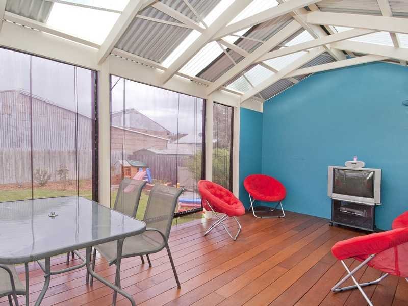7 Dawson Street, East Geelong image 6