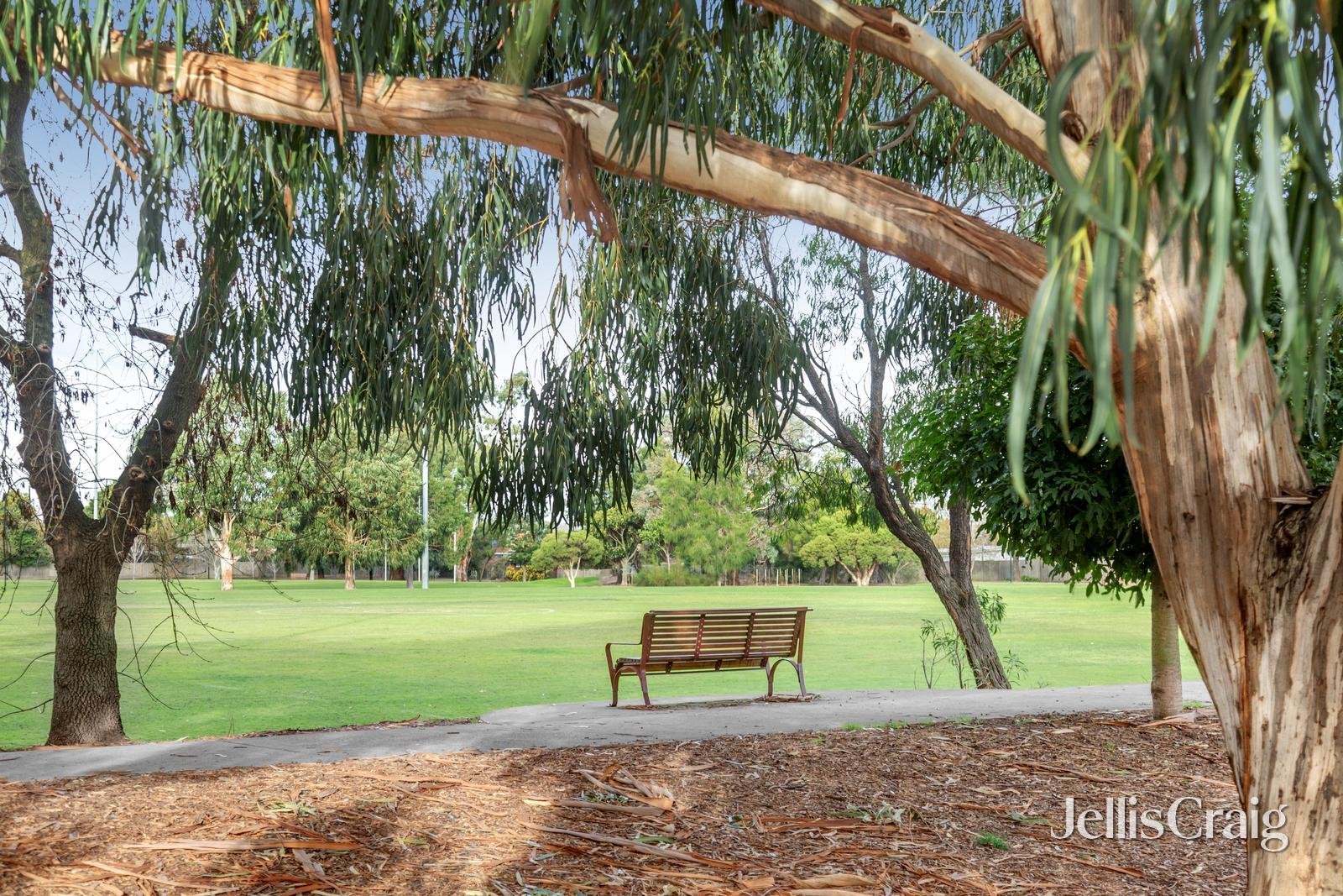 7 Deakin Street, Bentleigh East image 8