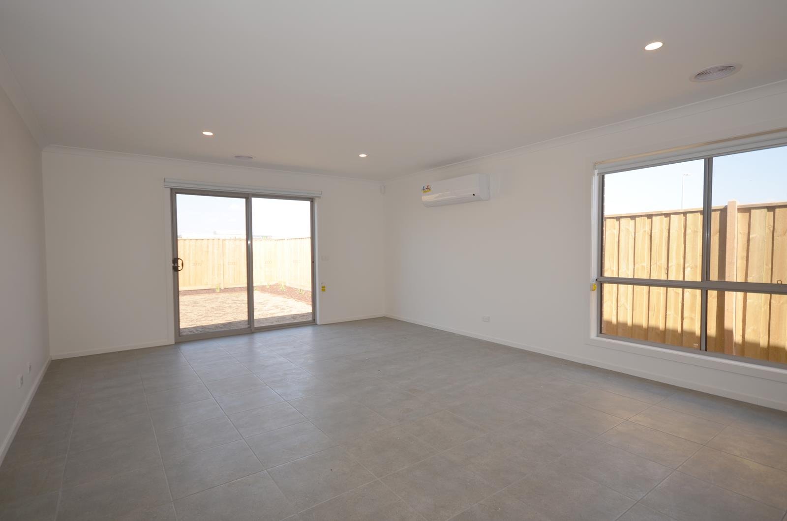 7 Delage Road, Smythes Creek image 3