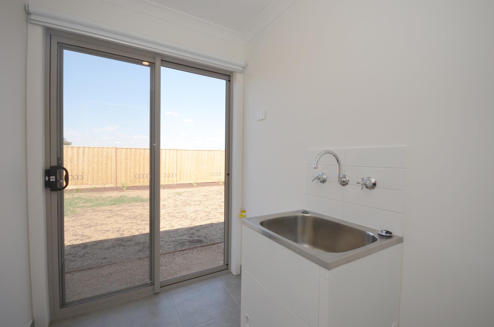 7 Delage Road, Smythes Creek image 10
