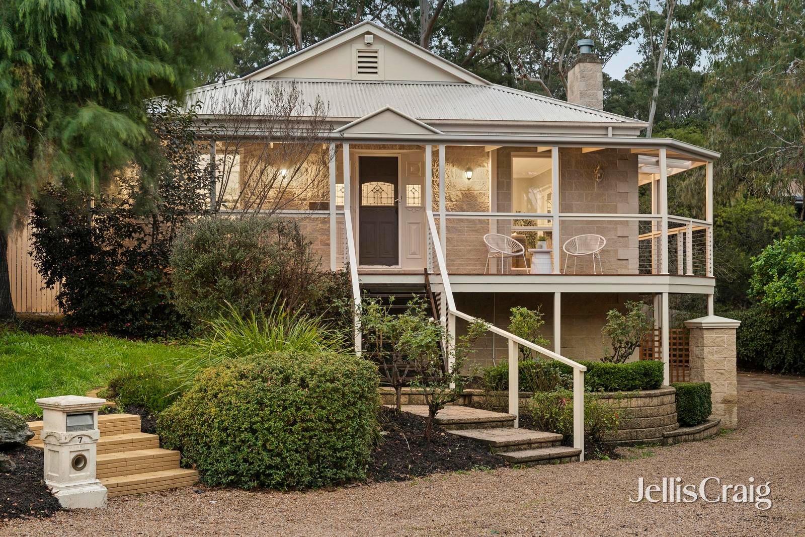 7 Delmuir Close, Eltham image 21