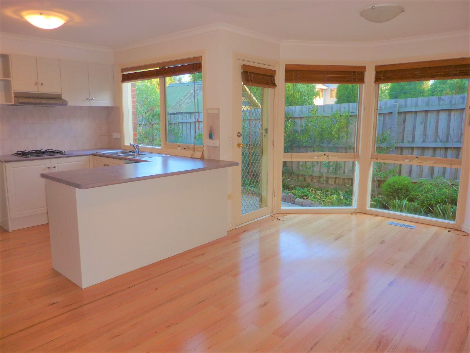 7 Derby Street, Blackburn image 3