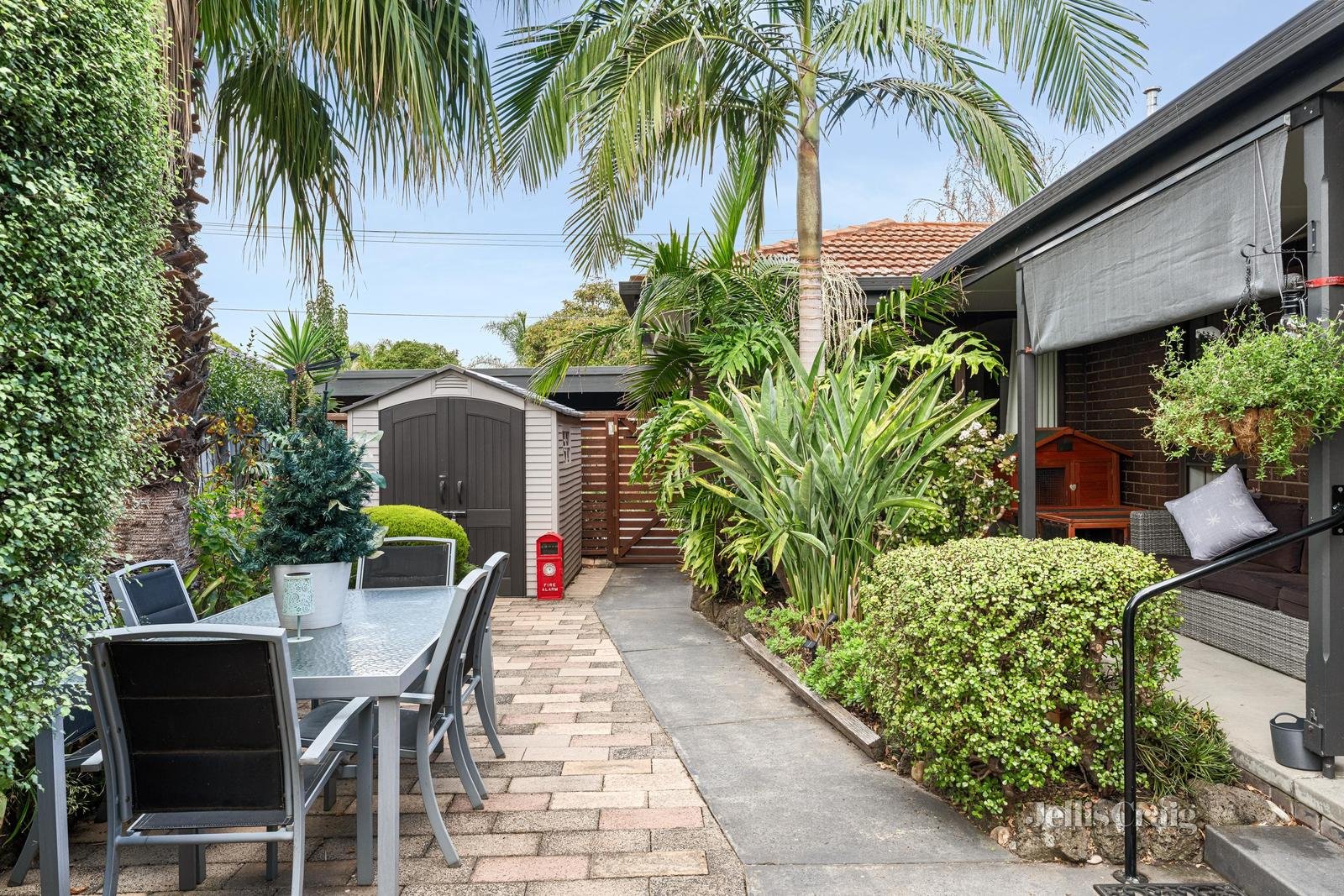 7 Derwent Street, Mentone image 11