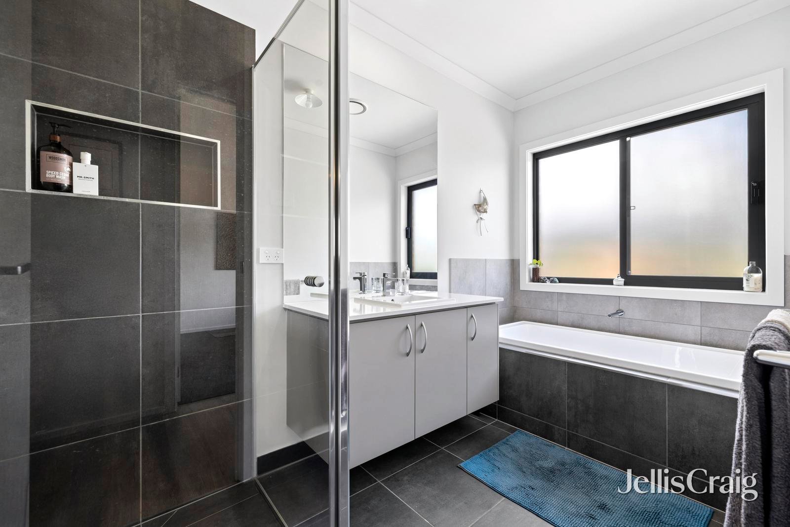 7 Dianella Court, Woodend image 10