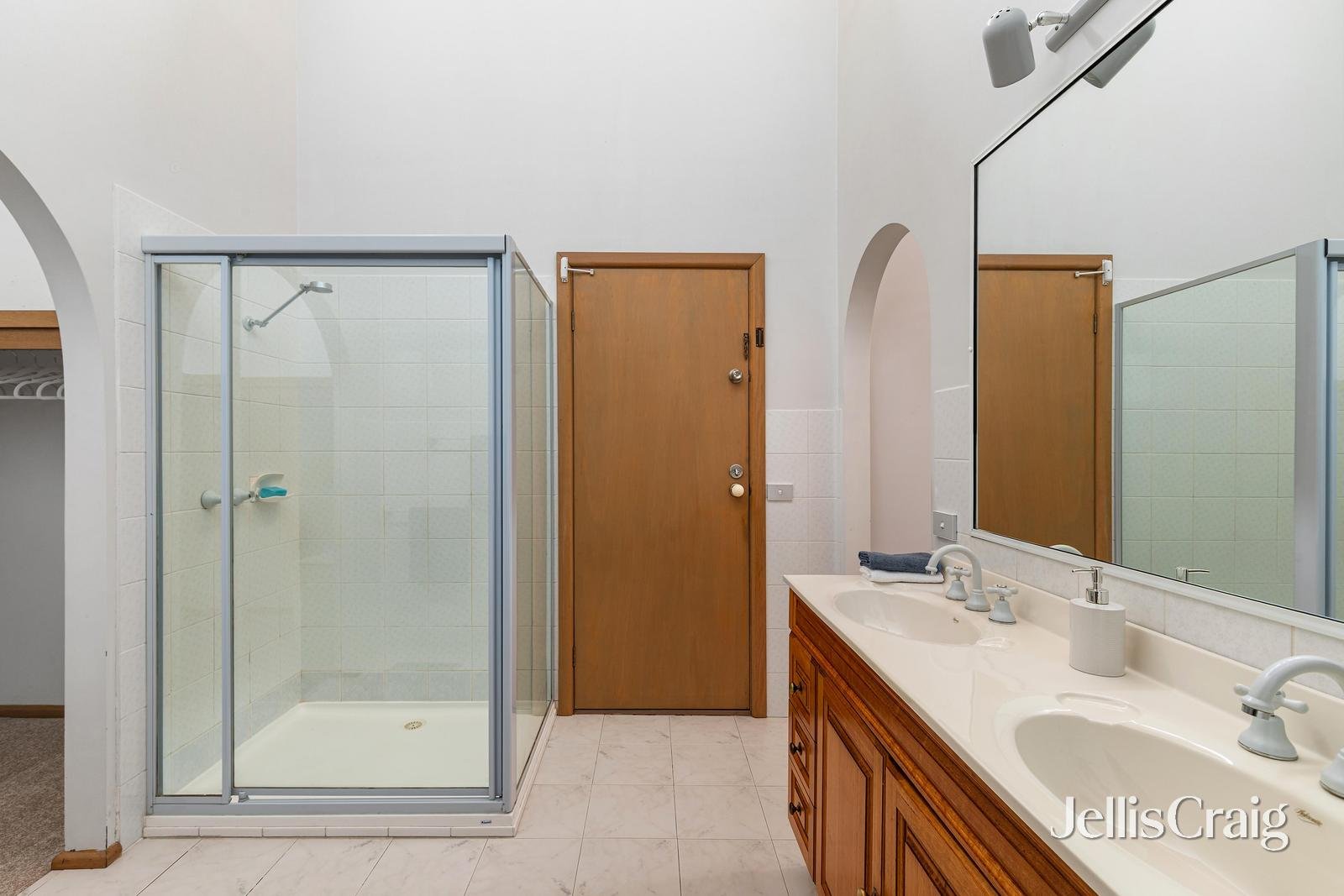 7 Dover Court, Diamond&nbsp;Creek image 8
