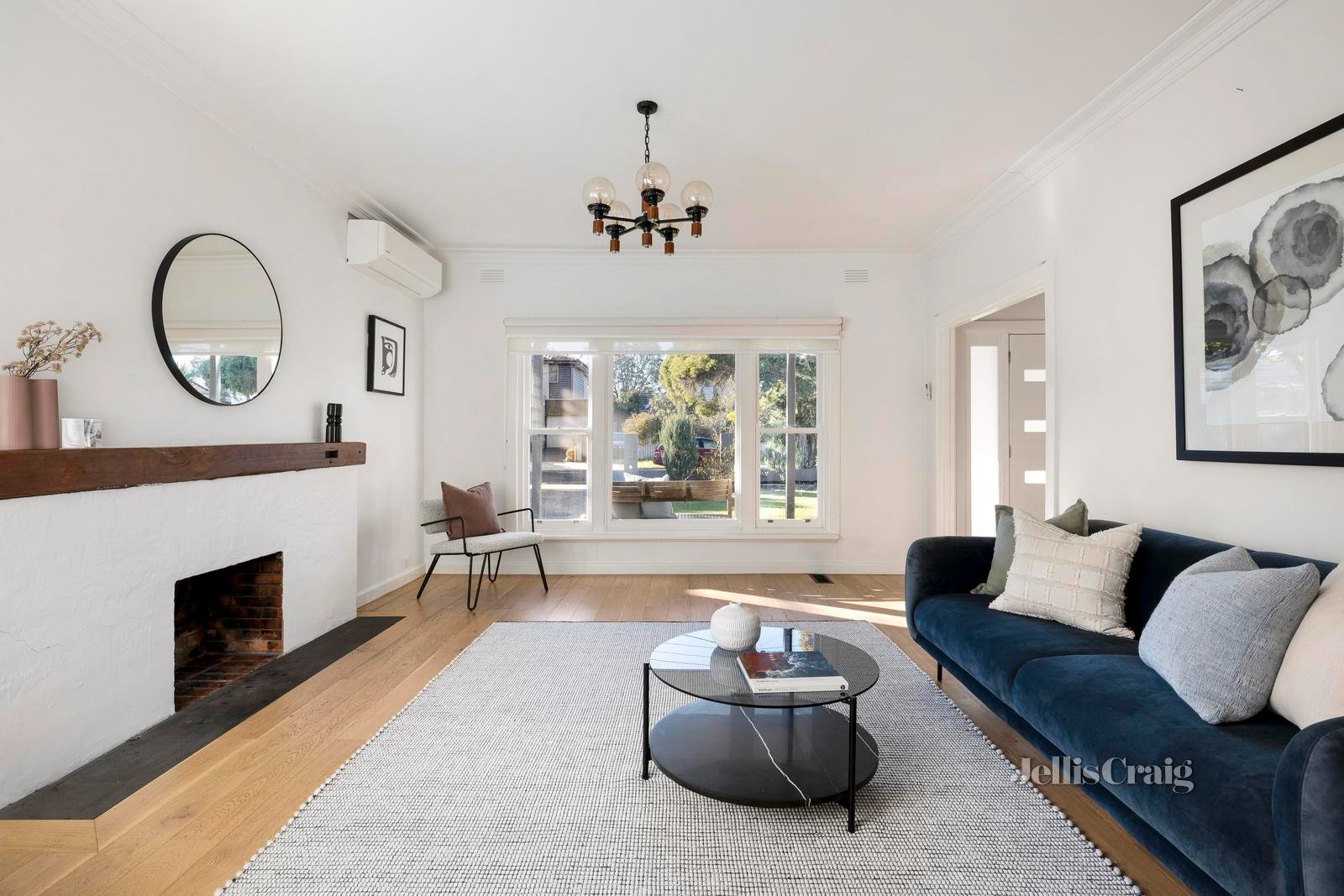 7 Dromana Avenue, Bentleigh East image 2