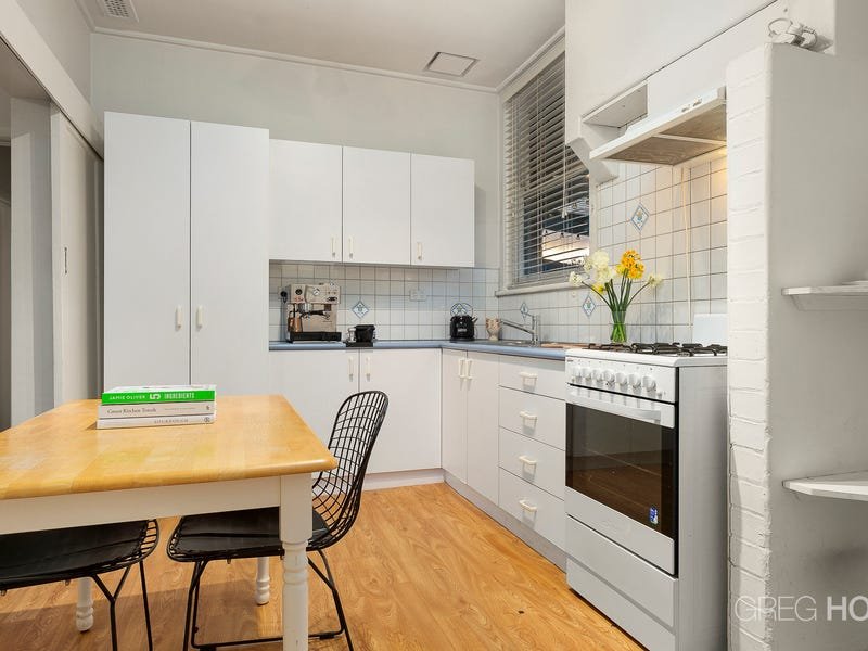 7 Dunstan Parade, Port Melbourne image 4