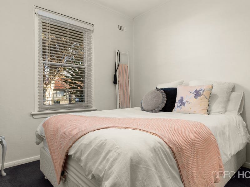 7 Dunstan Parade, Port Melbourne image 6