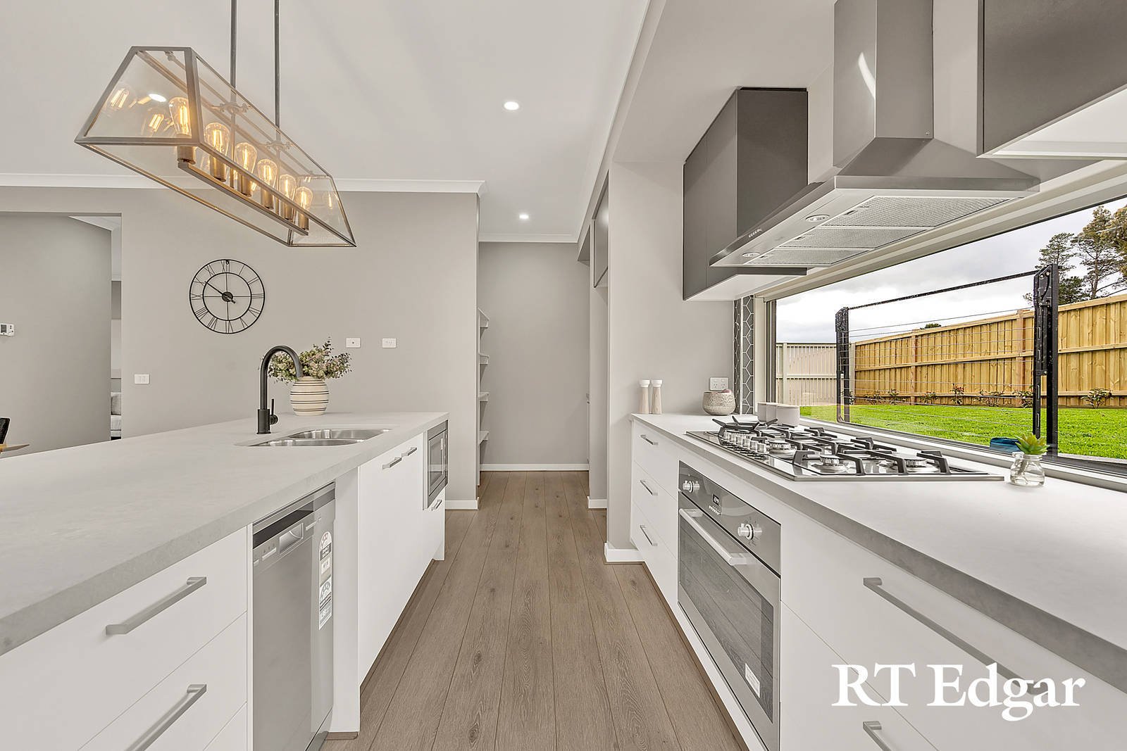 Property Gallery Thumbnail 5