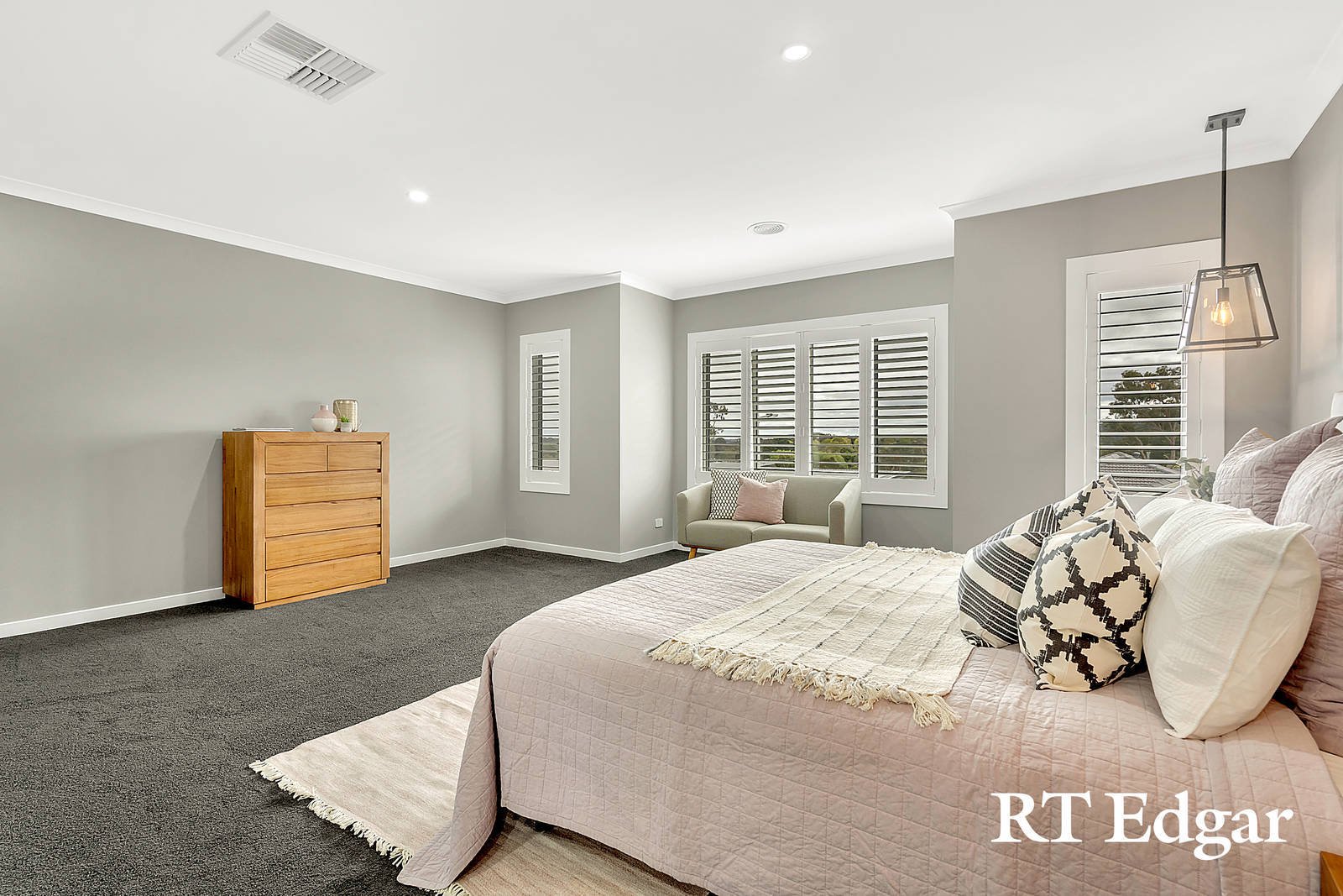Property Gallery Thumbnail 15
