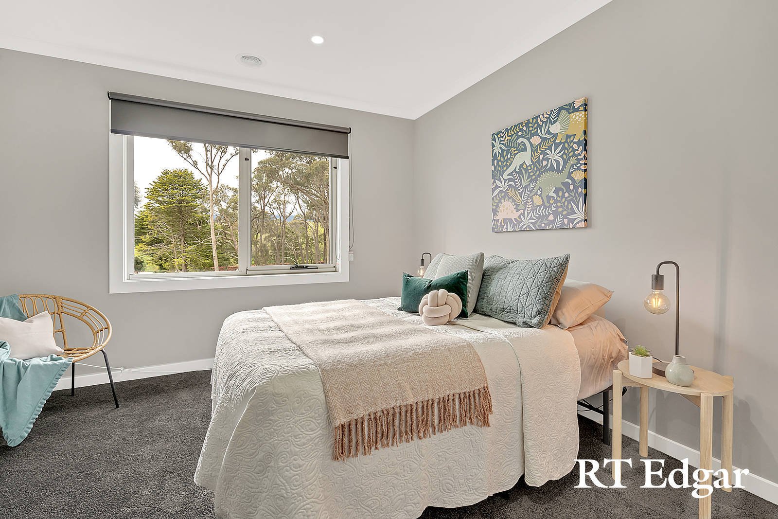 Property Gallery Thumbnail 17