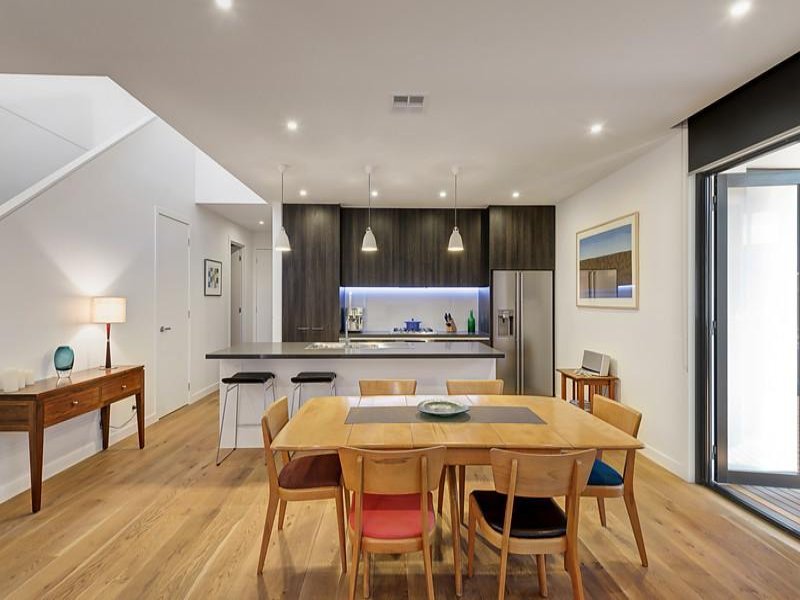 7 Ellsworth Crescent, Camberwell image 3