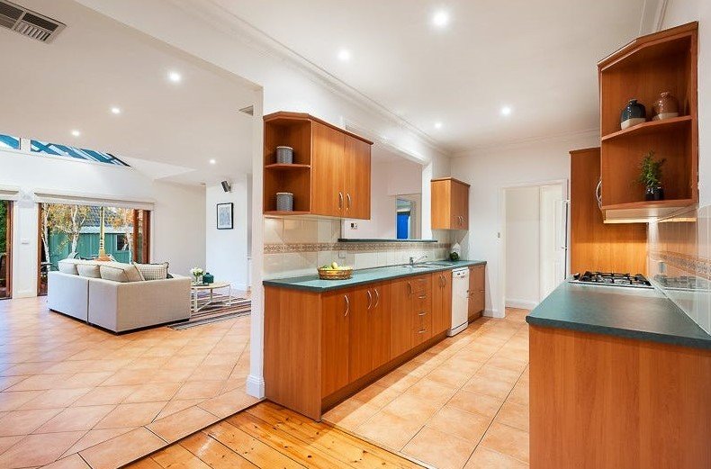 7 England Street, Bentleigh East image 2