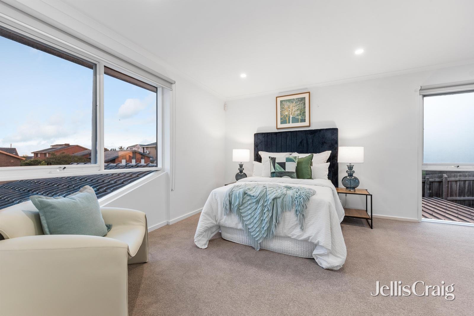 7 Erskine Crescent, Wheelers Hill image 11