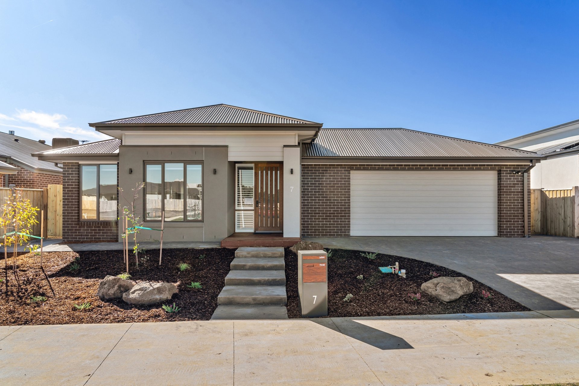 Property Gallery - Main Image