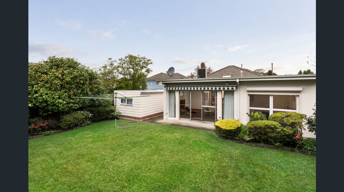 7 Fairmont Avenue, Camberwell image 12