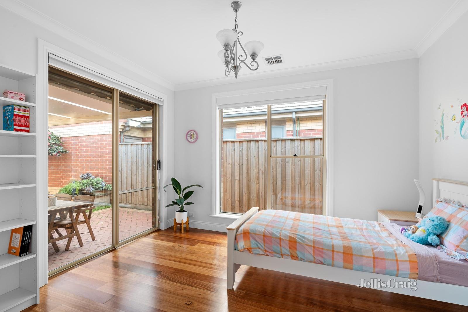 7 Farrell Court, Williamstown image 8