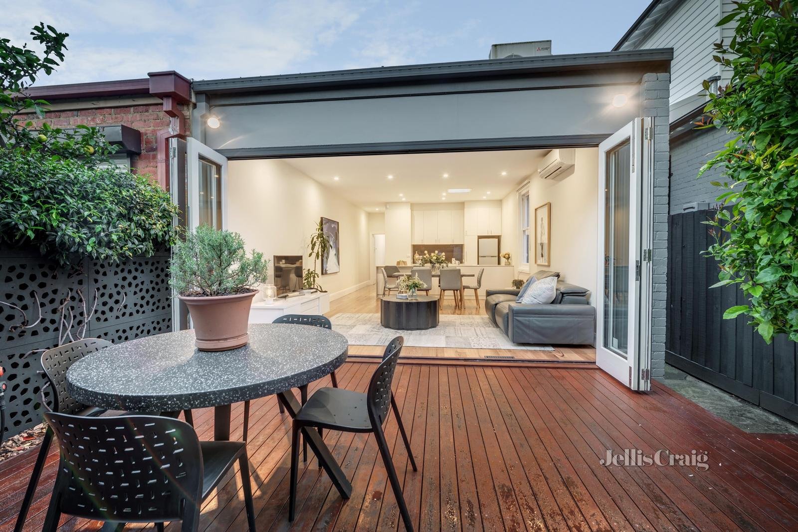 7 Fern Avenue, Prahran image 11