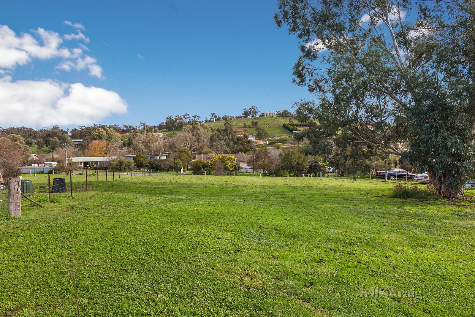 7 Fletcher Street, Guildford image 6