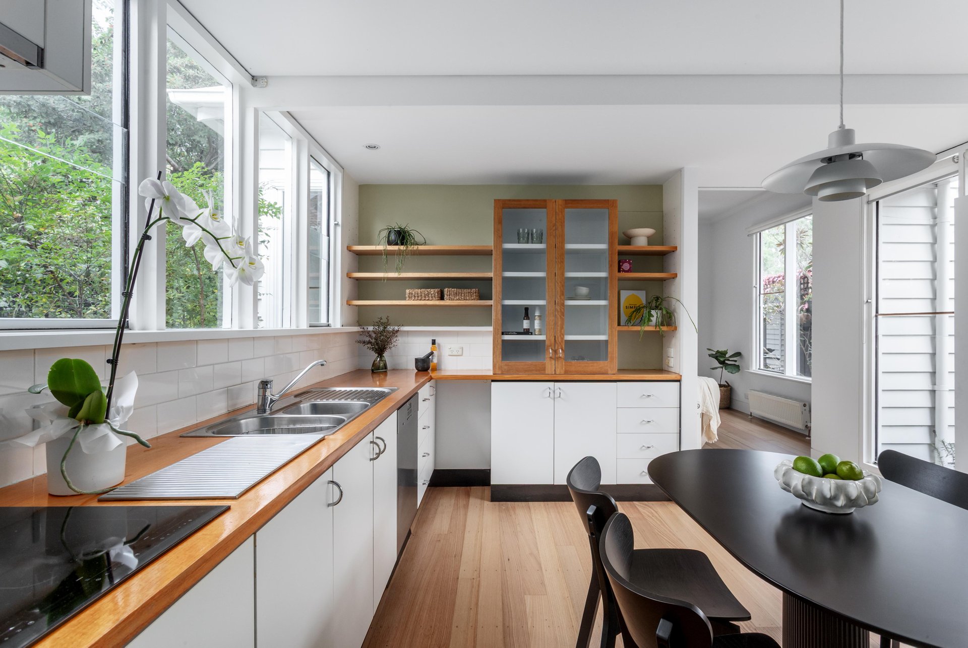 7 Foley Street, Kew image 3