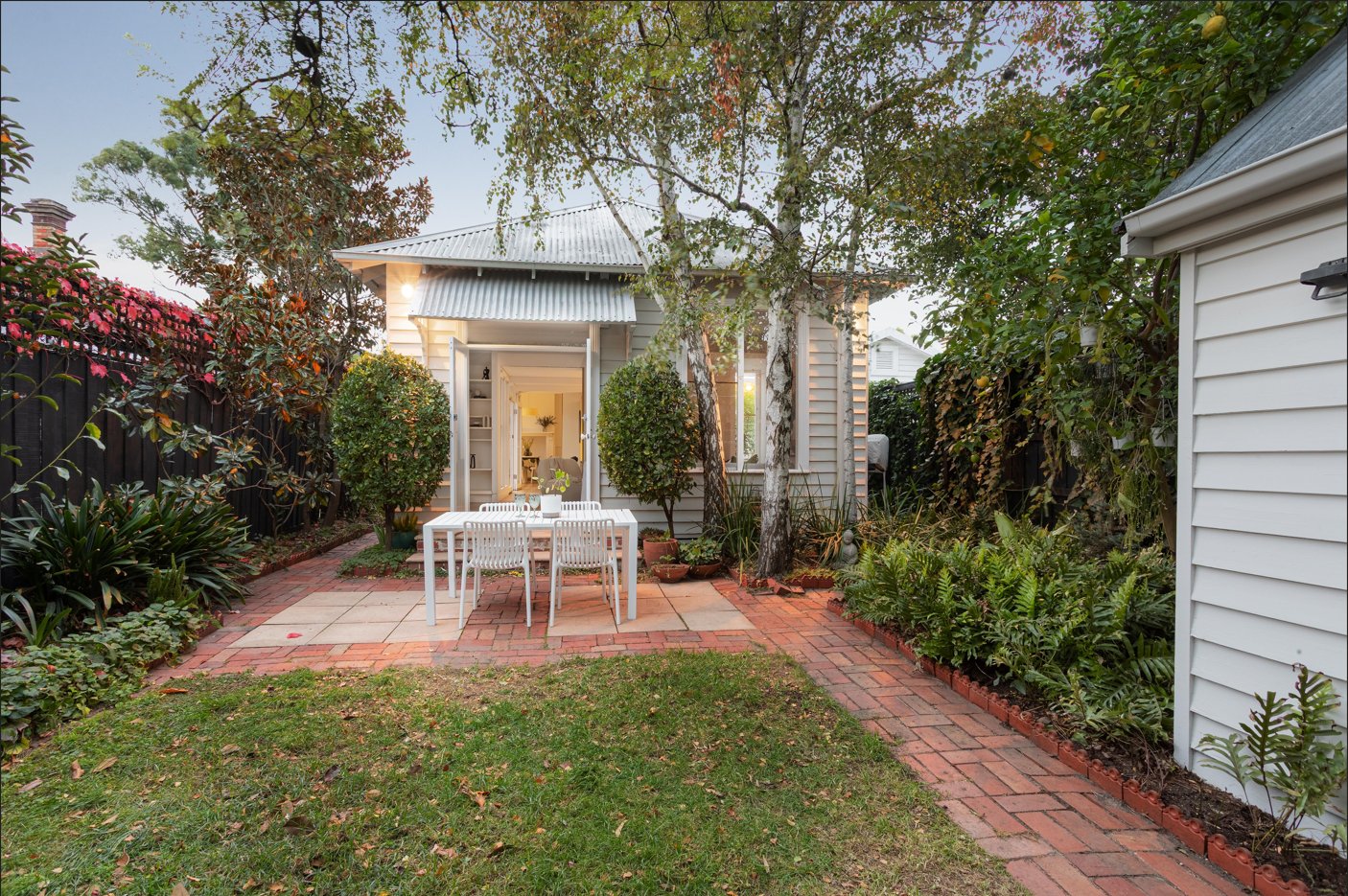 7 Foley Street, Kew image 8