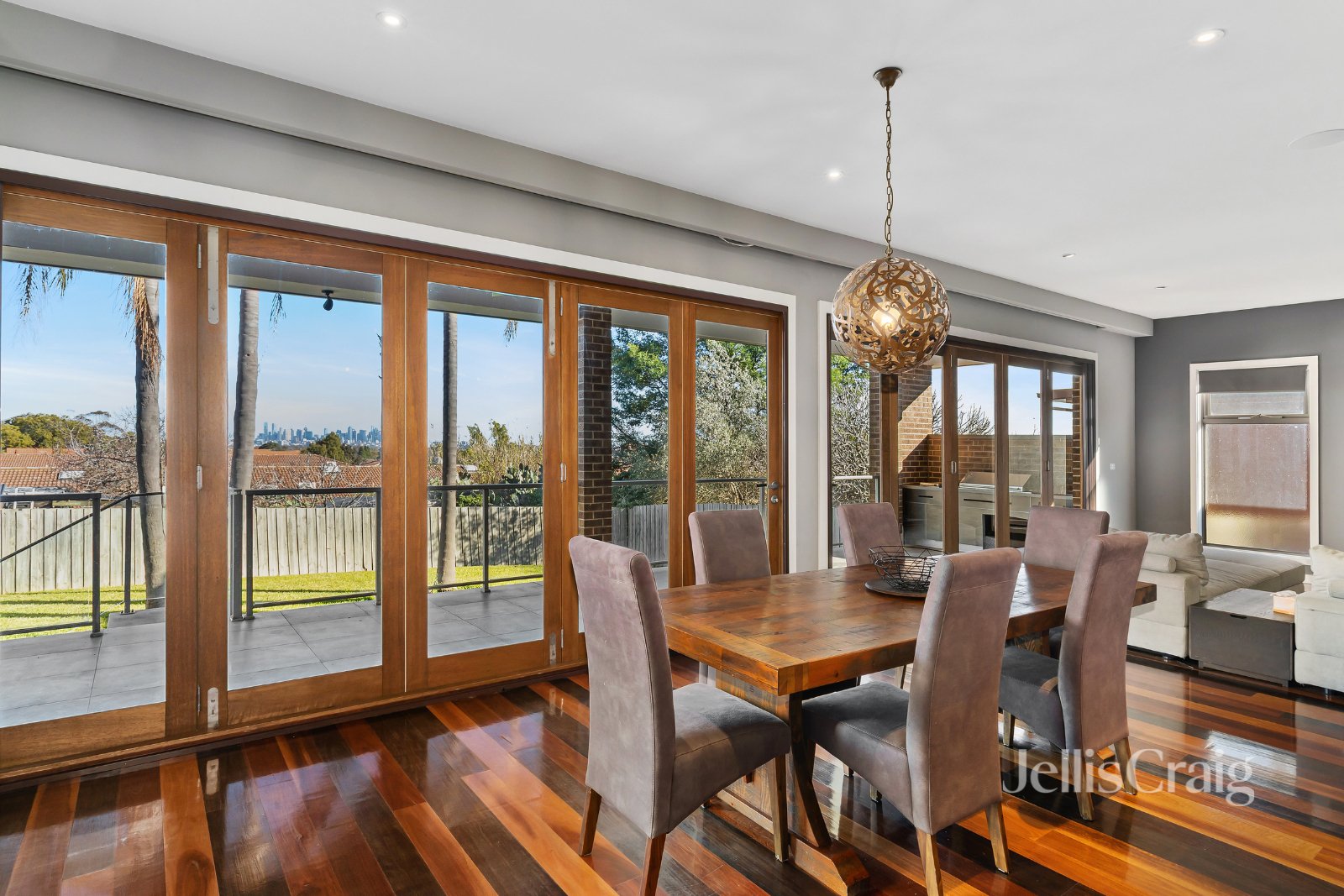 7 Forster Street, Ivanhoe image 2