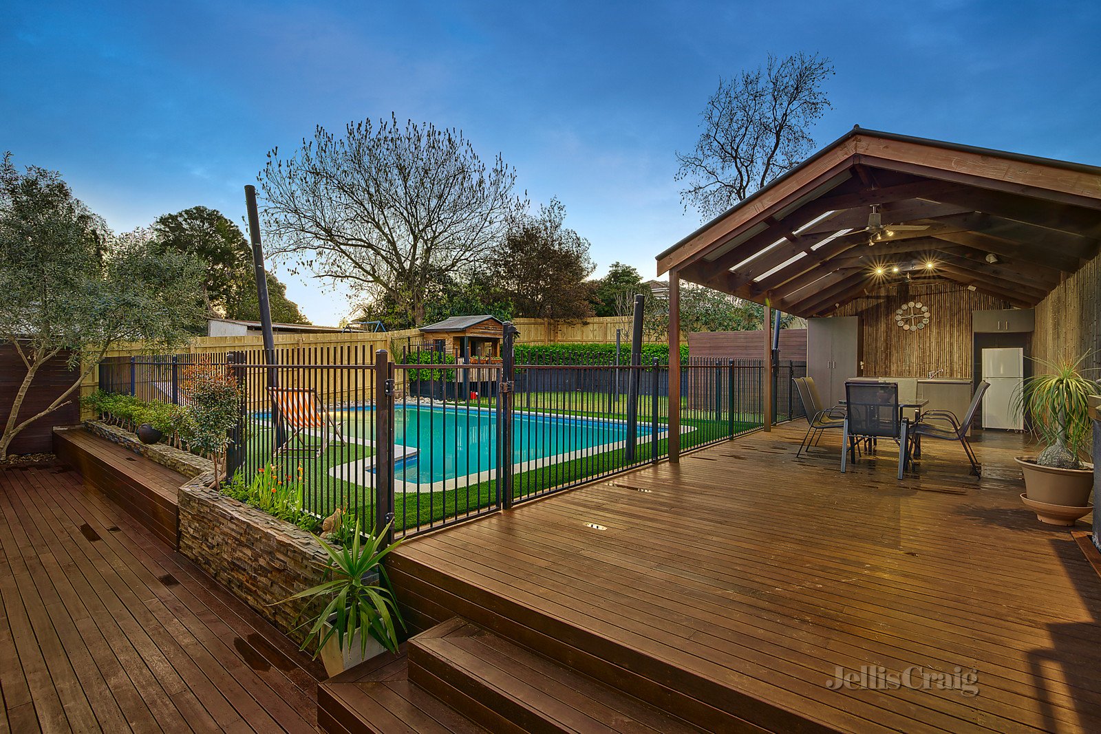 7 Frederick Street, Bulleen image 3