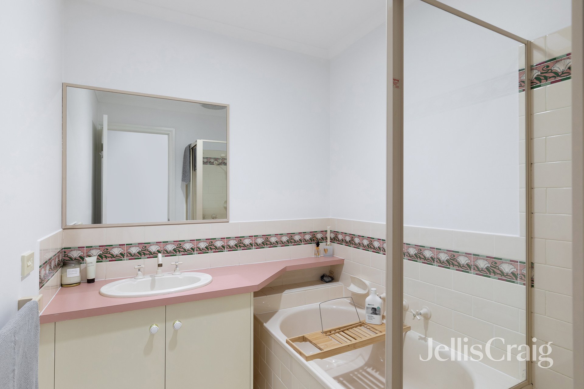 7 Gallery Gate Road, Yallambie image 9