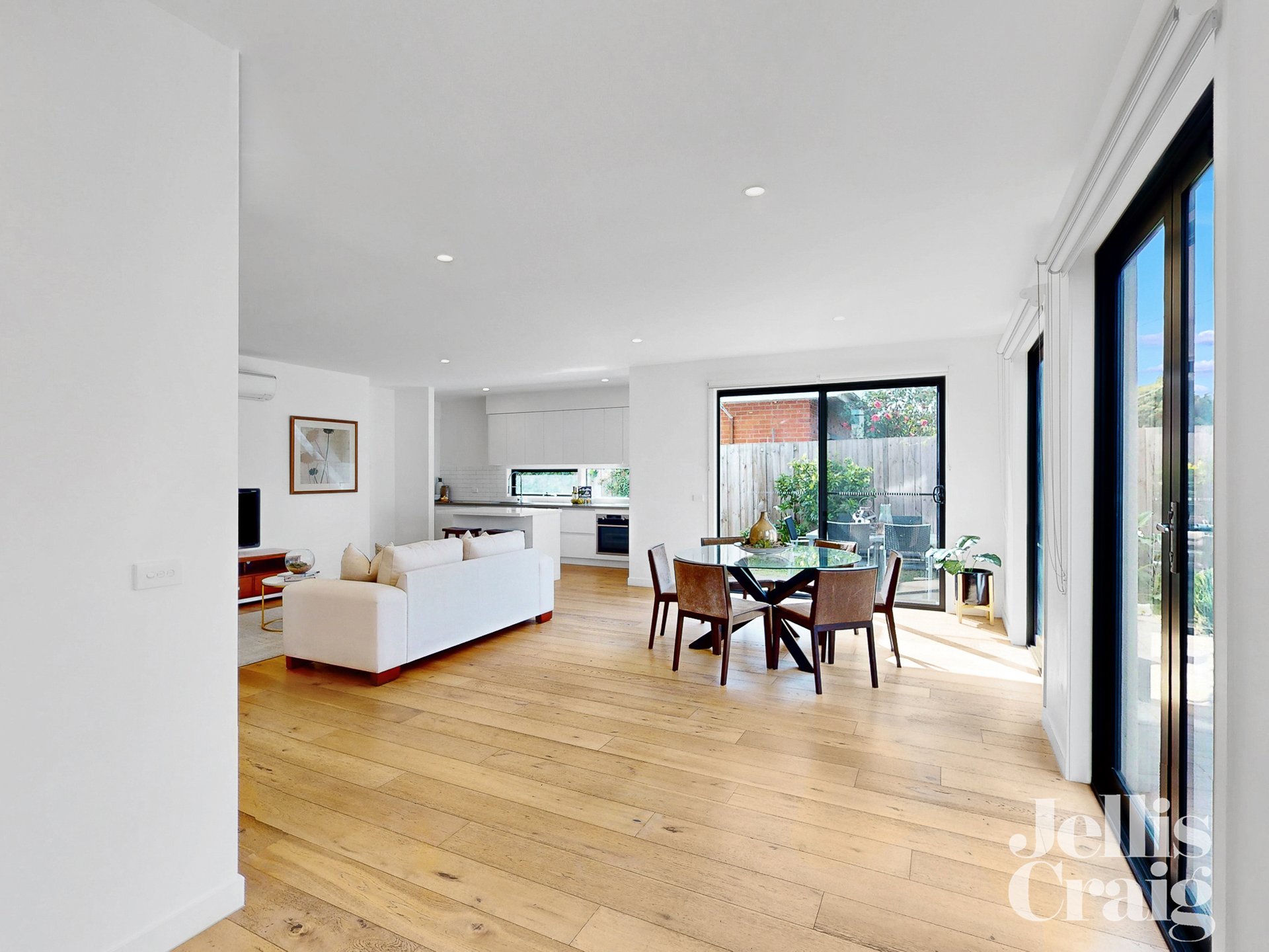 7 Gilmour Road, Bentleigh image 2