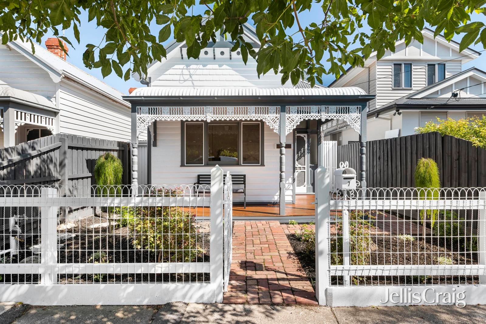 7 Gladstone Avenue, Northcote image 1