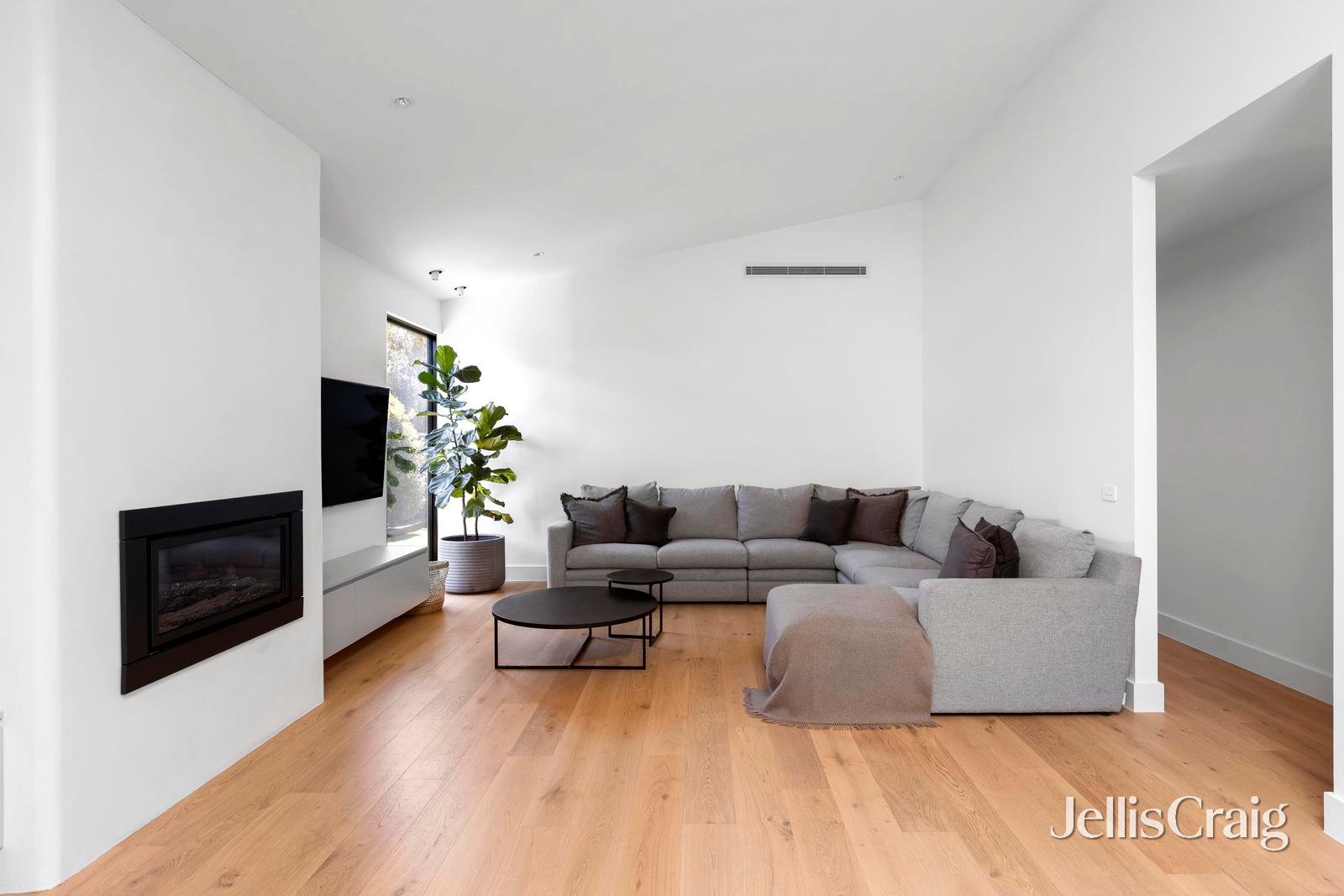 7 Gledhill Rise, Mernda image 5