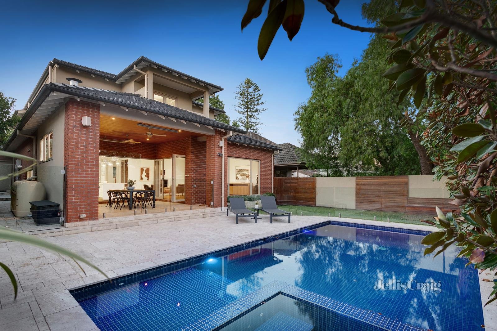 7 Glen Iris Road, Camberwell image 3