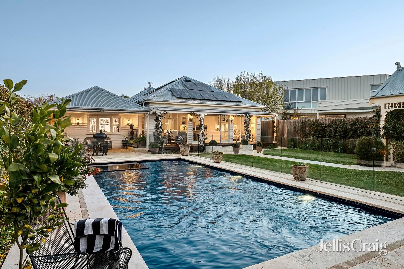 7 Glenleith Avenue, Drumcondra image 2