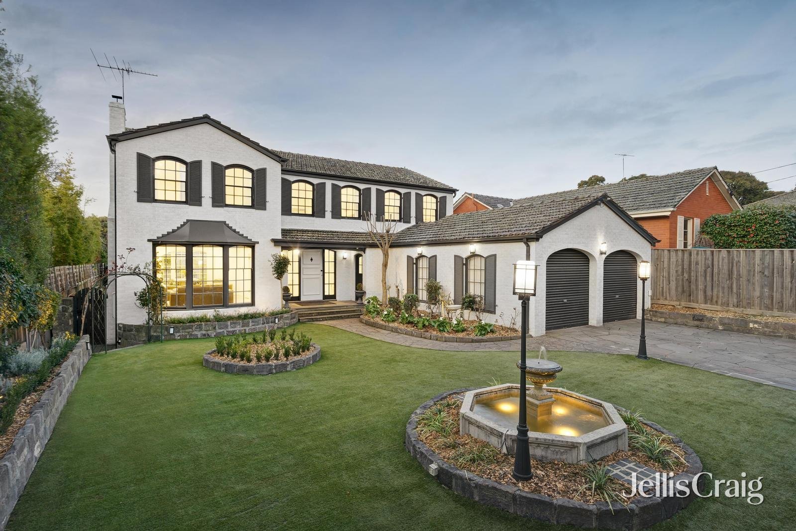 7 Gould Street, Balwyn North image 1
