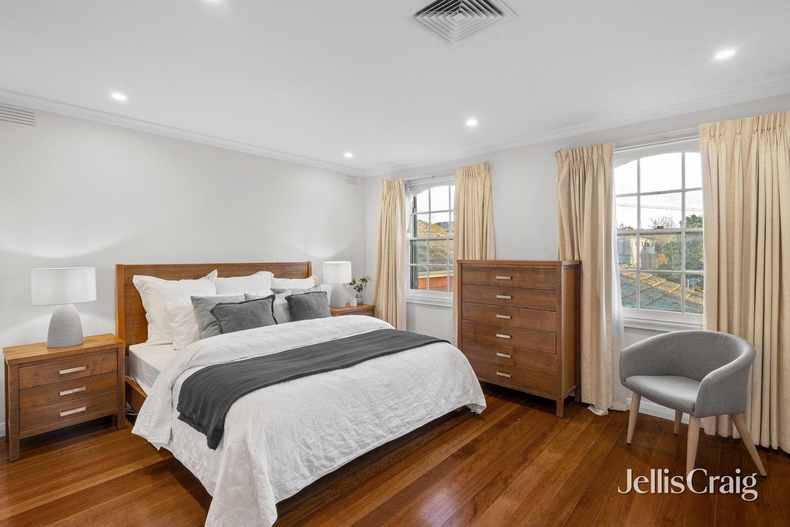 7 Gould Street, Balwyn North image 10